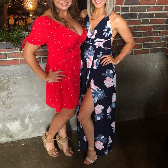 Backless Floral Print Maxi Dress - Picture 1 of 2